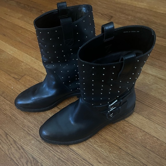 Motorcycle boot studded Harley Davidson style Mid ankle boot pull on leather - Picture 7 of 8
